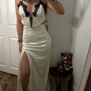 Women's Cream and White Dress